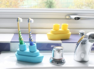 Kids Silicone Boat Toothbrush Holder